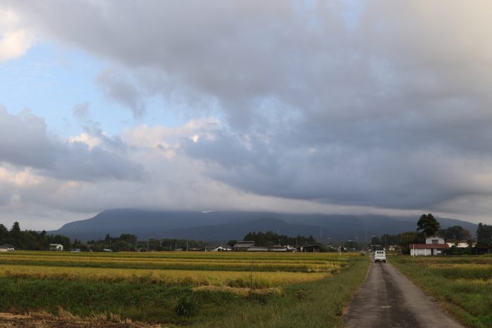 10月3日(水) AM 6:34　前橋市苗ケ島町